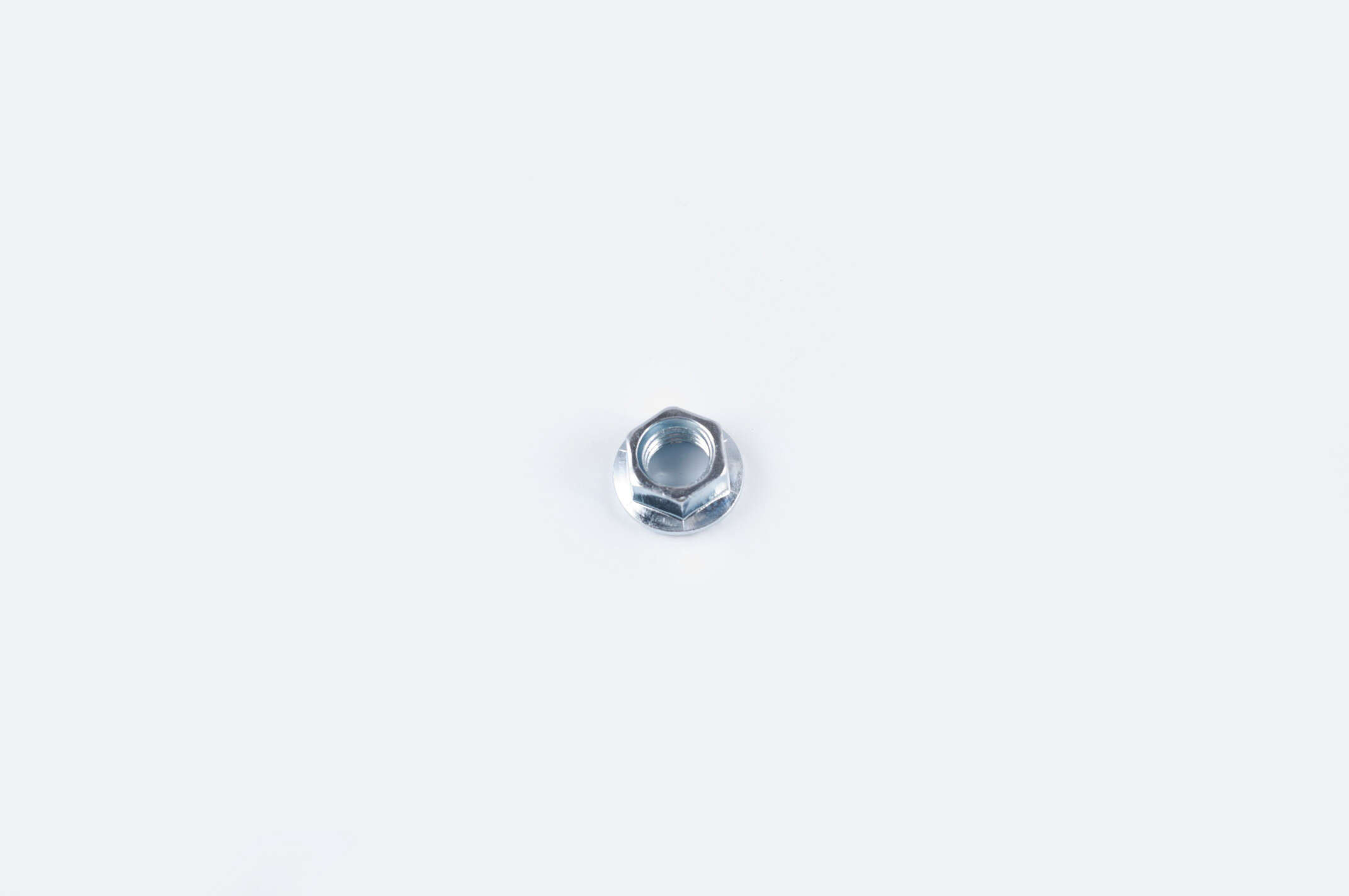 Гайка М10 x 1.25 (фланцевая) GUANG