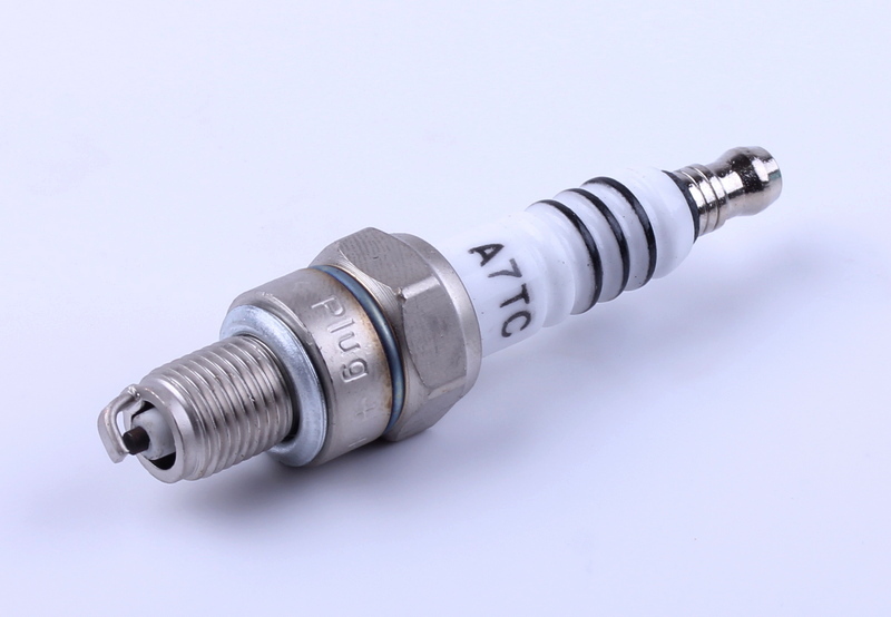 Свеча A7TC M10*1,00 12,7mm (4T GY6 50, Delta) (хром) AMG