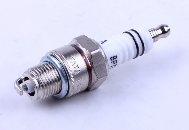 Свеча E6TC M14*1,25 12,7mm AMG