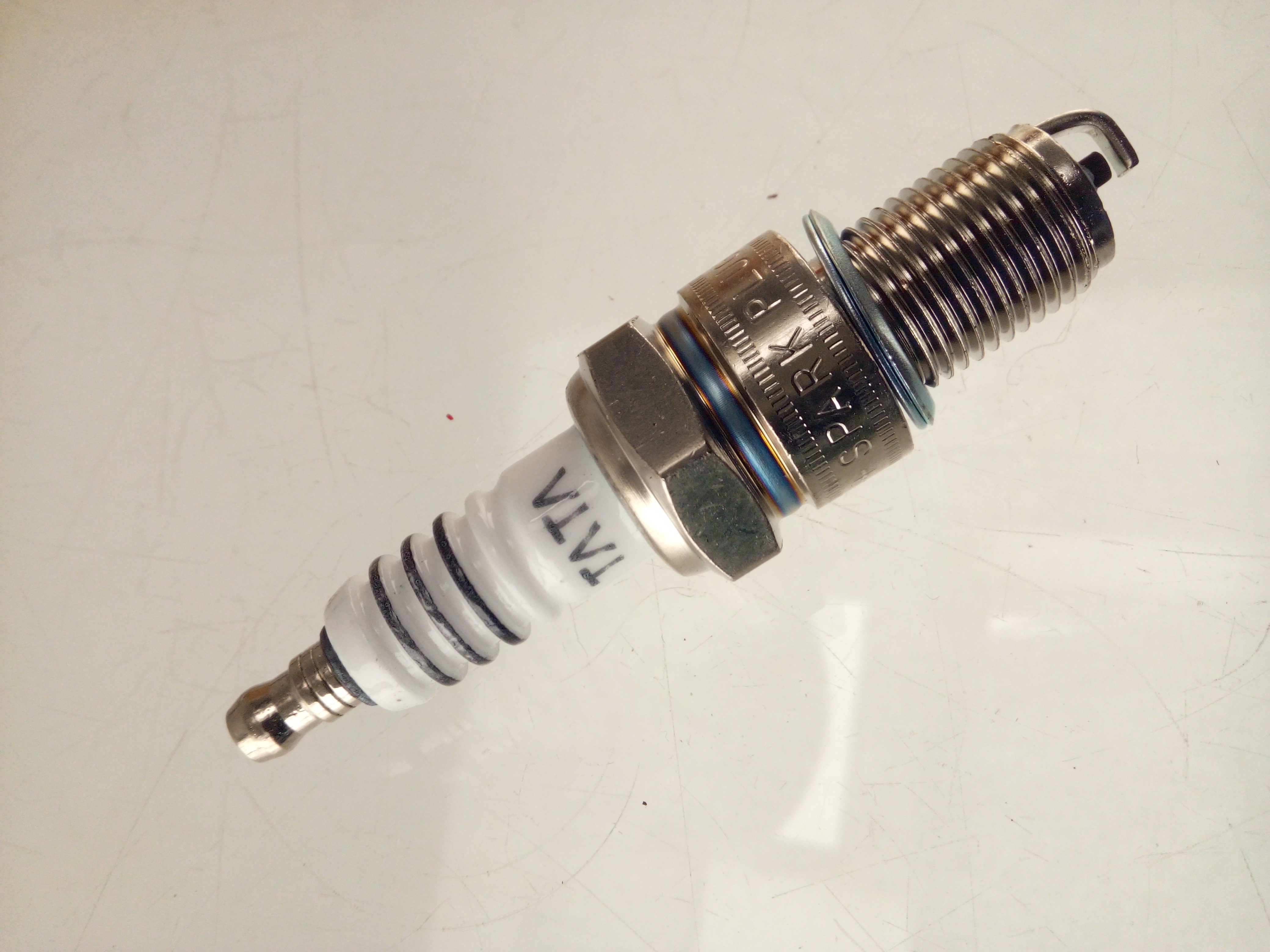 Свеча авто F6TC M14*1,25 19,0mm (под ключ 21) AMG