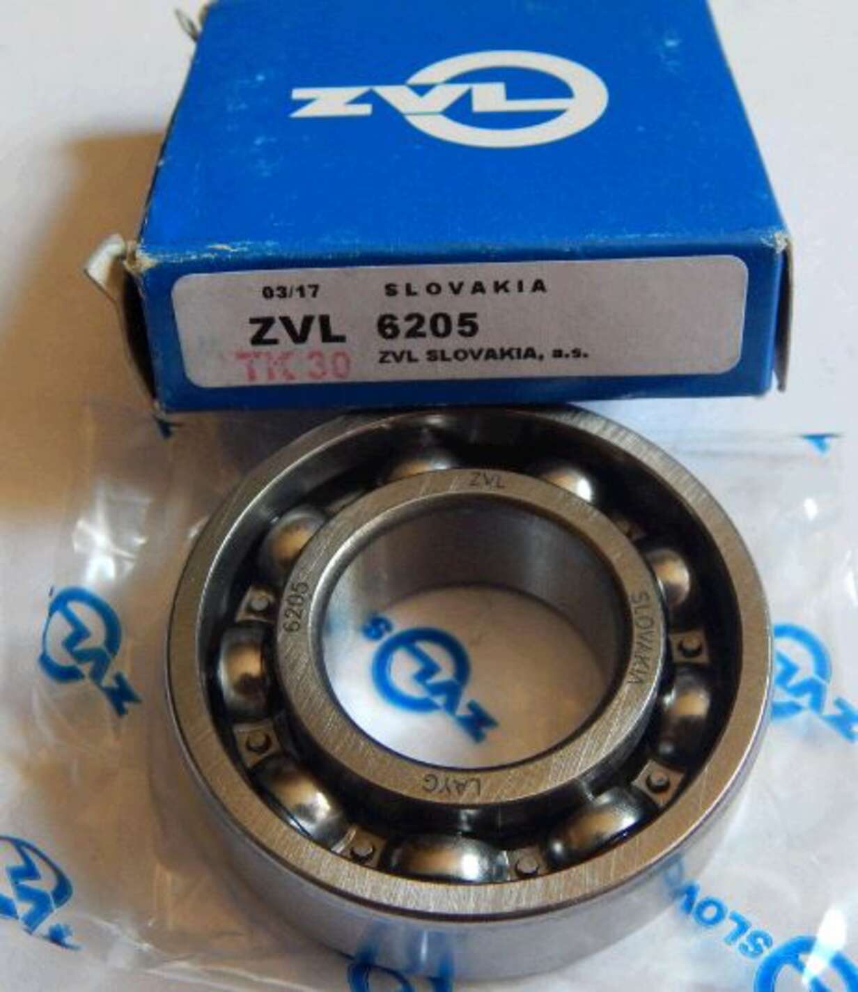Подшипник коленвала 6205-2RS 25*52*15 (к-л Suzuki AD100, Yamaha AEROX, BWS 100, GR.AXIS, ИЖ) ZVL (Словакия) (#VCH)