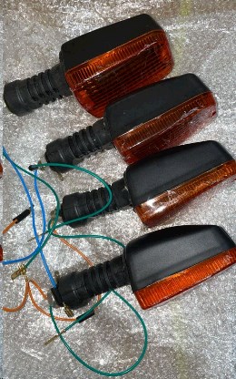 Повороты (4шт) черные , большие NEW EVO