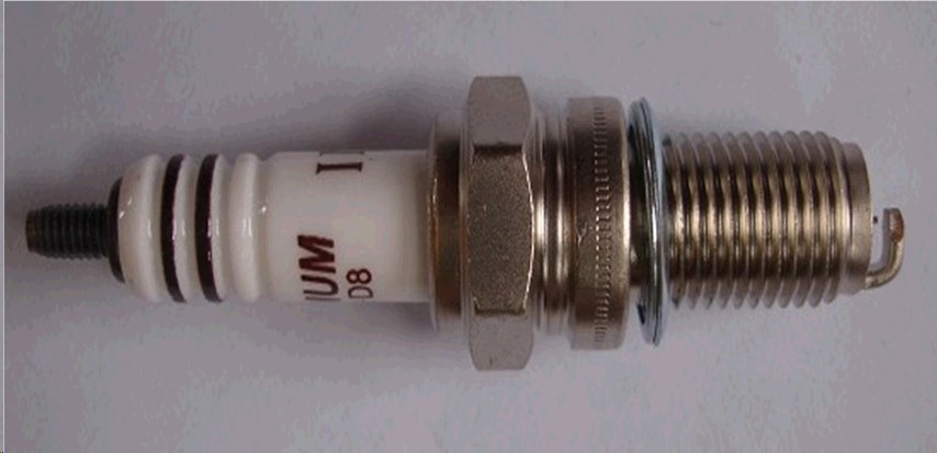 Свеча 4Т D8RIU иридиевая - M12 L18 - CG/CB/CH250/YP250