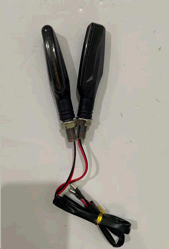 Поворот диодный на гибкой ножке LED ТОНКИЙ секвентальный, 2шт