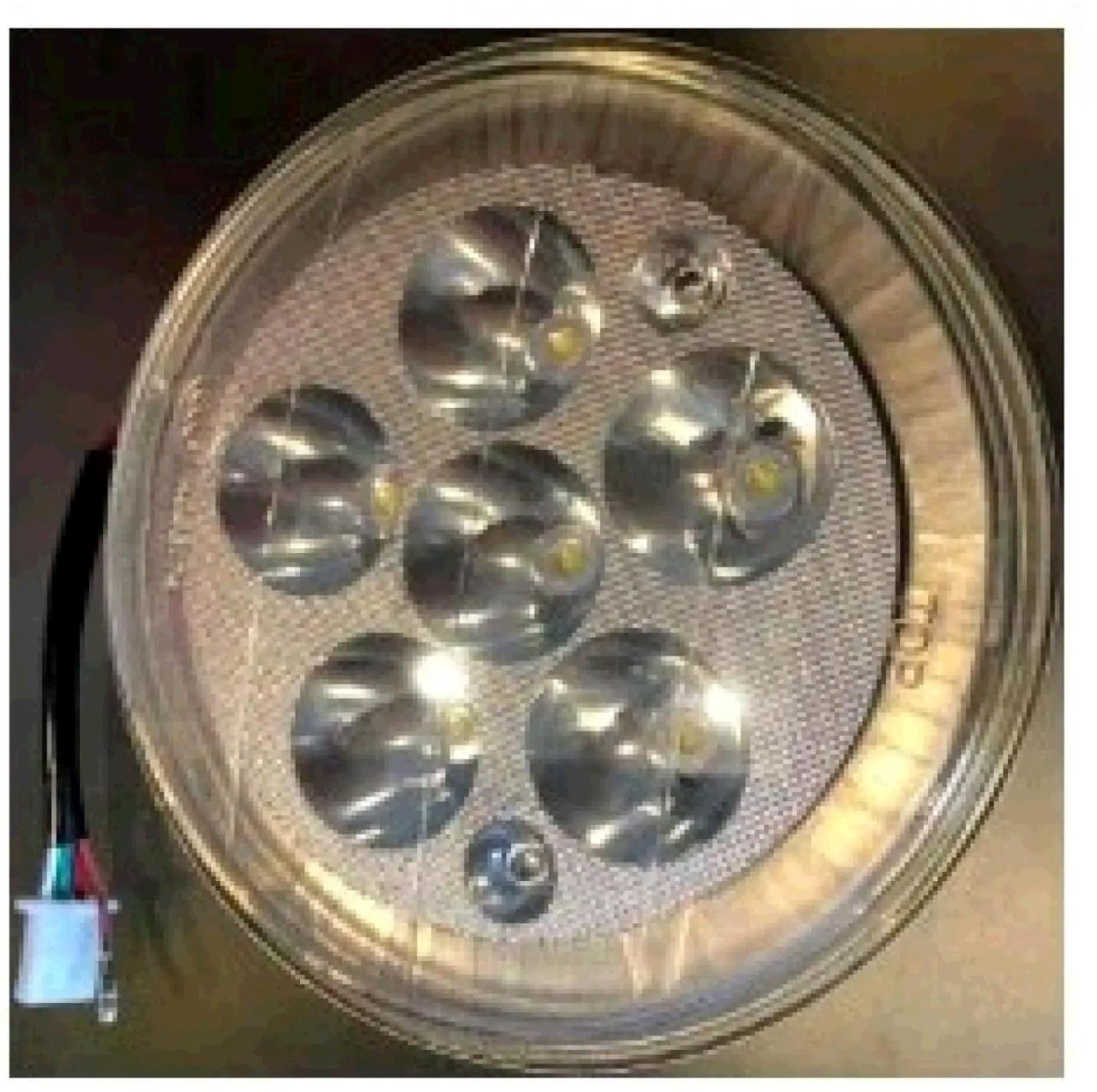 Вставка в фару светодиодная круглая LED (6 диодив со стеклом и подсветкой) (D-13mm) EVO