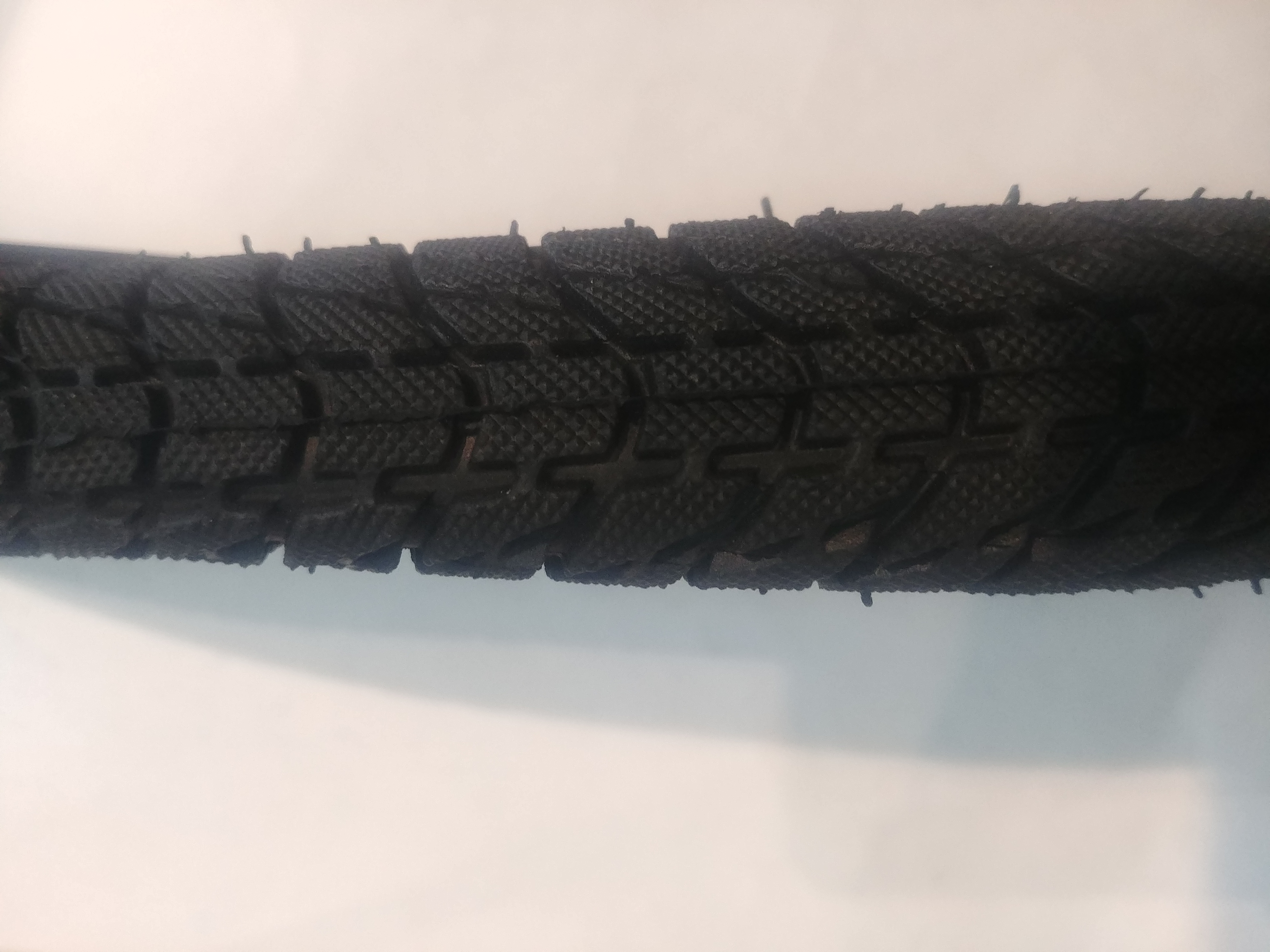 Велосипедная шина 20 * 1,75 (полушип, 47-406) (SC-TYRE, TAIWAN QUALITY ) ELIT