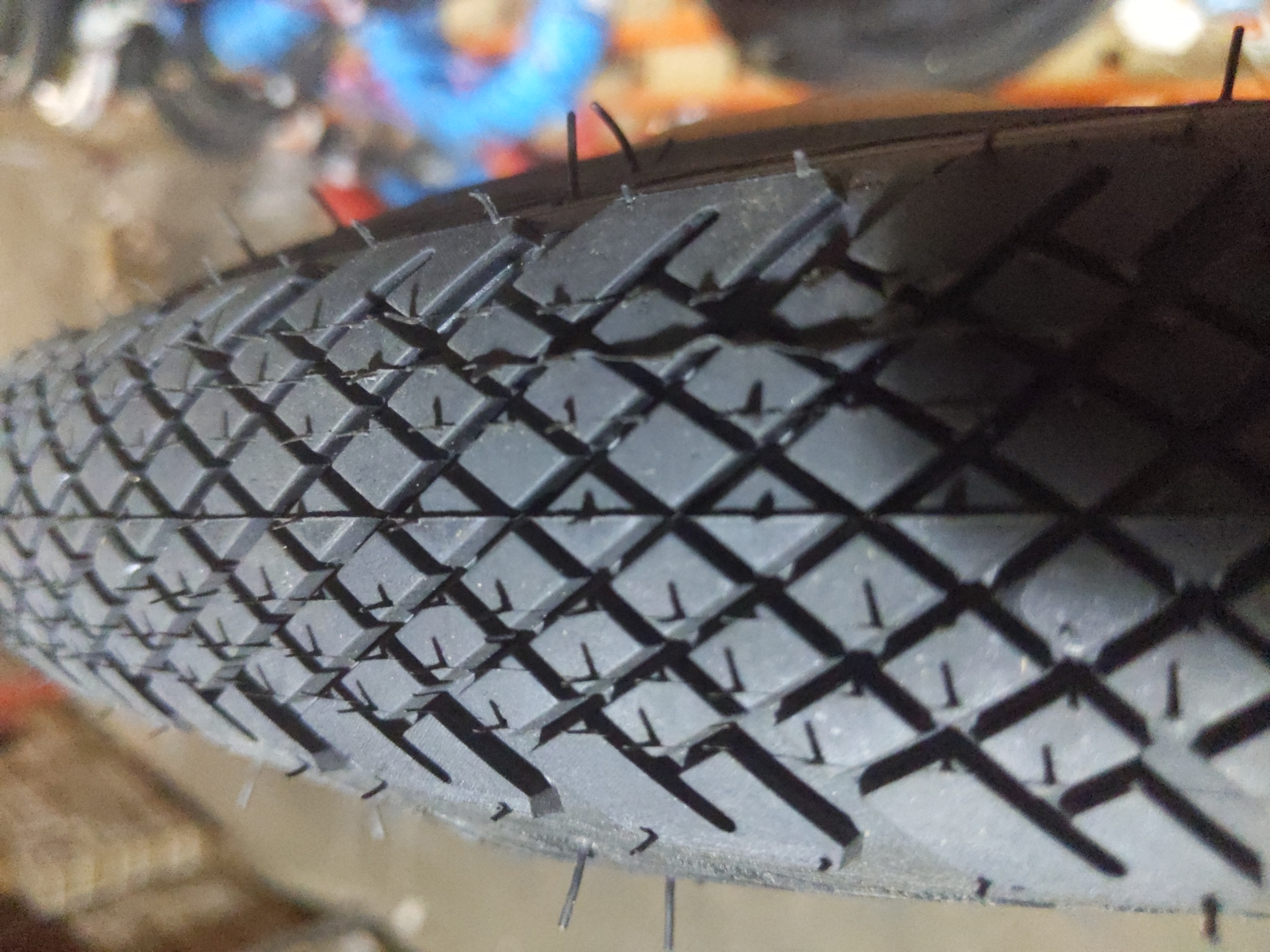 Велосипедная шина 26 * 1,95 NAIDUN N-120 GOVERLA 40% Ромб made for Ukraine LTK-48