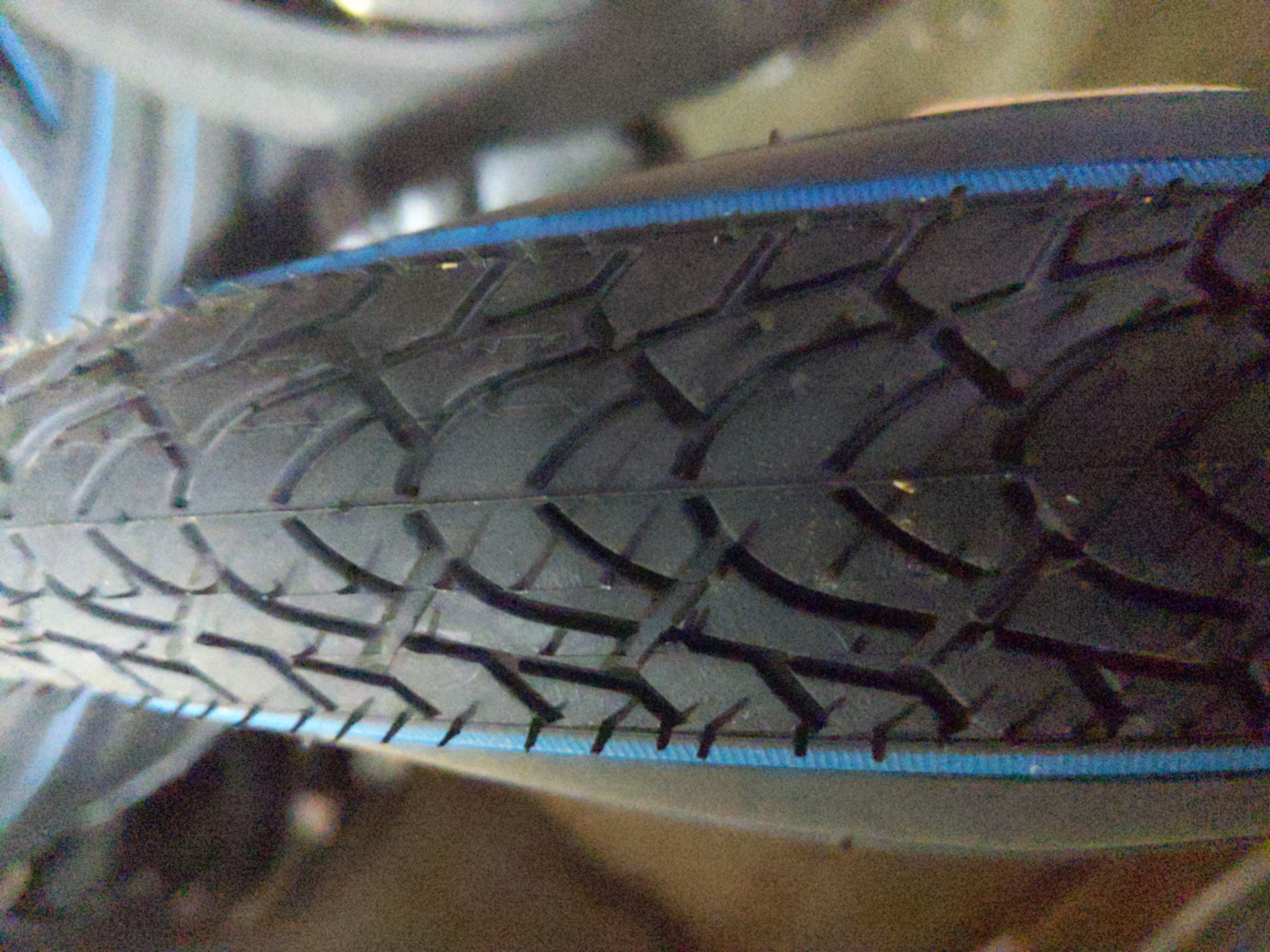 Велосипедная шина 28 * 1,75 BH-610 Мitas Blue Strip GOVERLA 40% made for Ukraine LTK-56