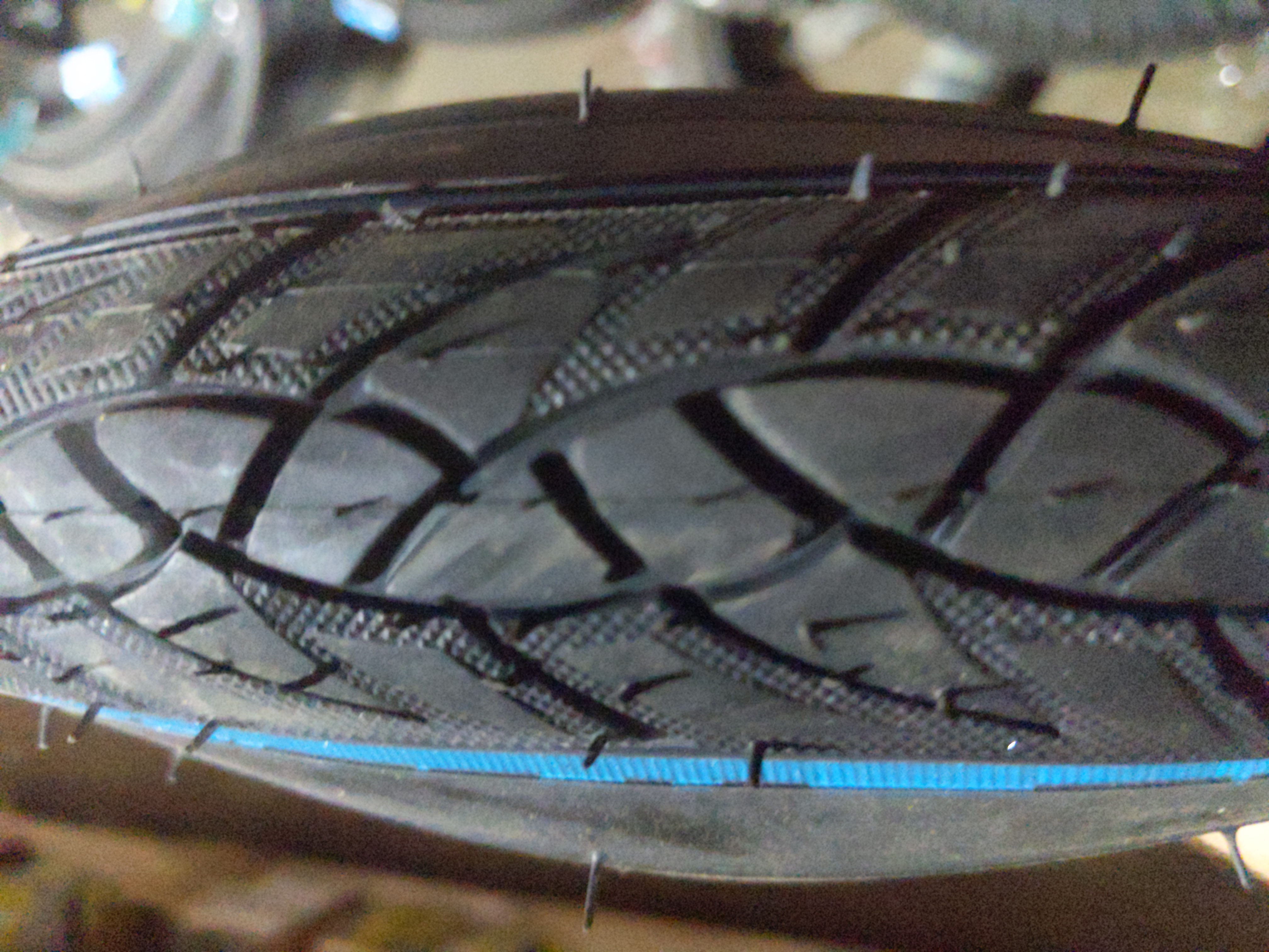 Велосипедная шина 28 * 1,75 BH-611 Blue Strip GOVERLA 40% made for Ukrain LTK-59