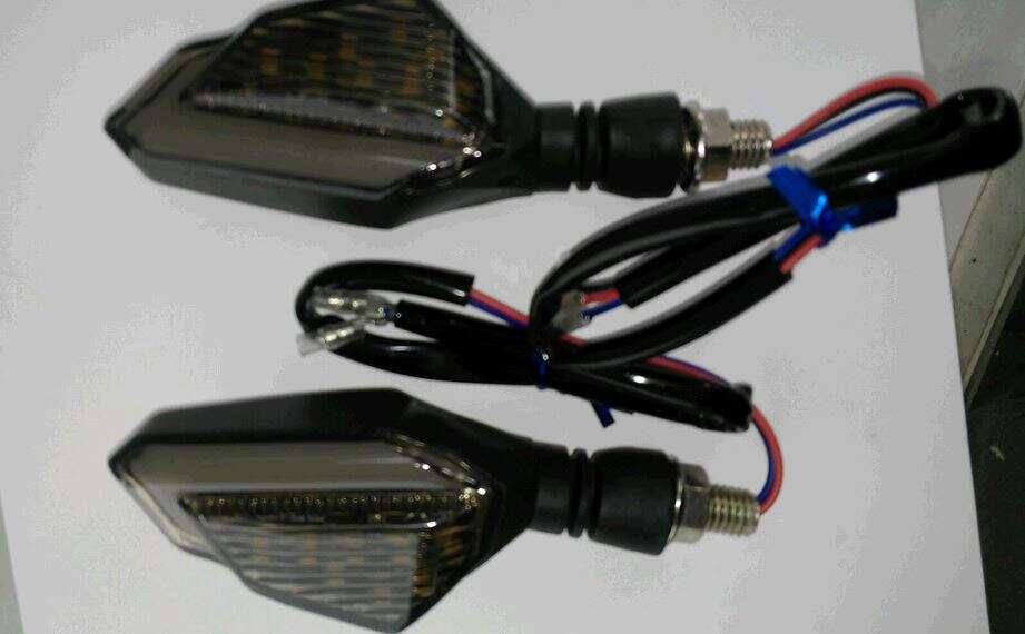Повороты прямоугольные LED (черные)