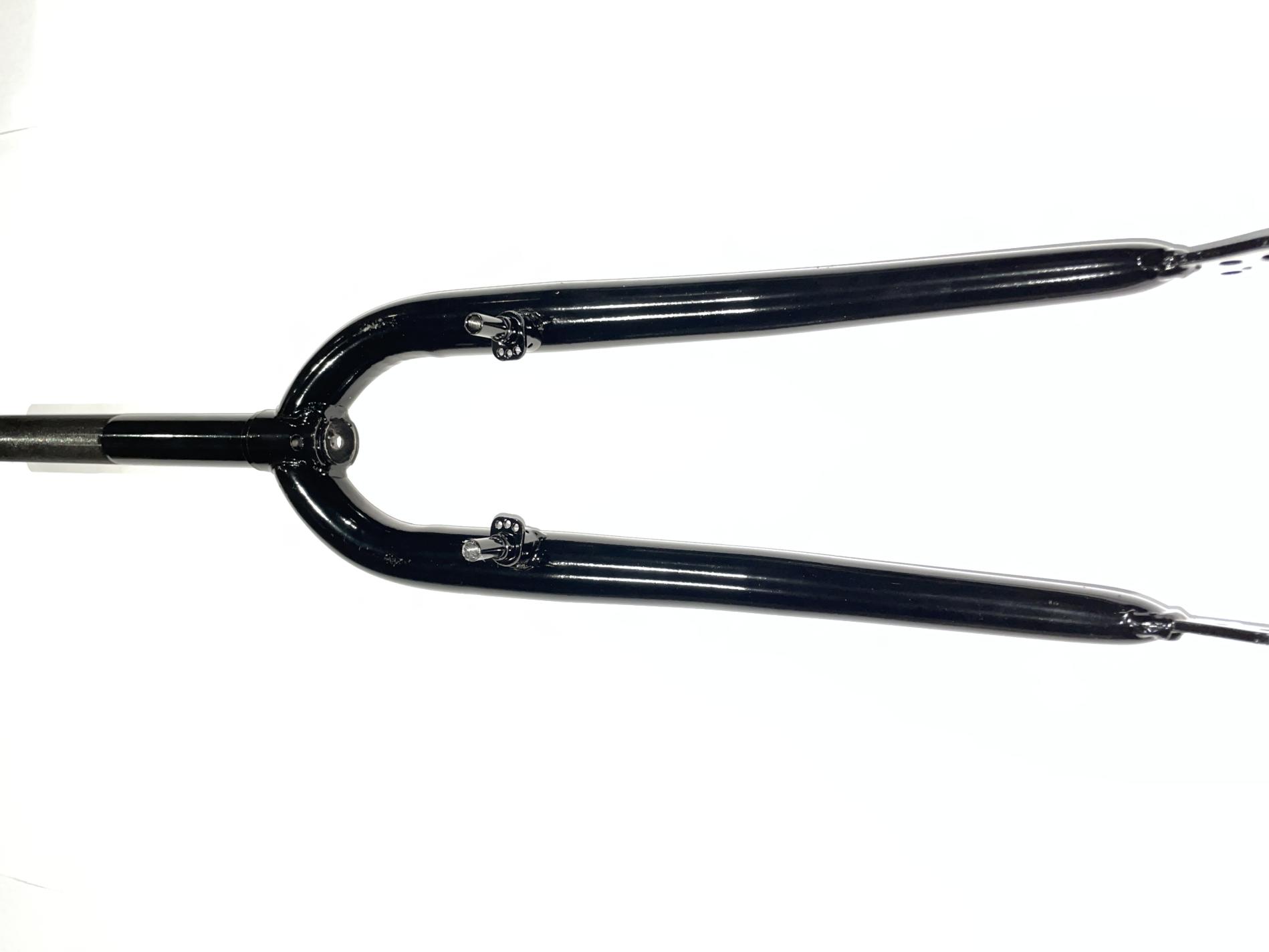 Вилка велосипедная жесткая (c креплением V-brake, 26) (черная) DS