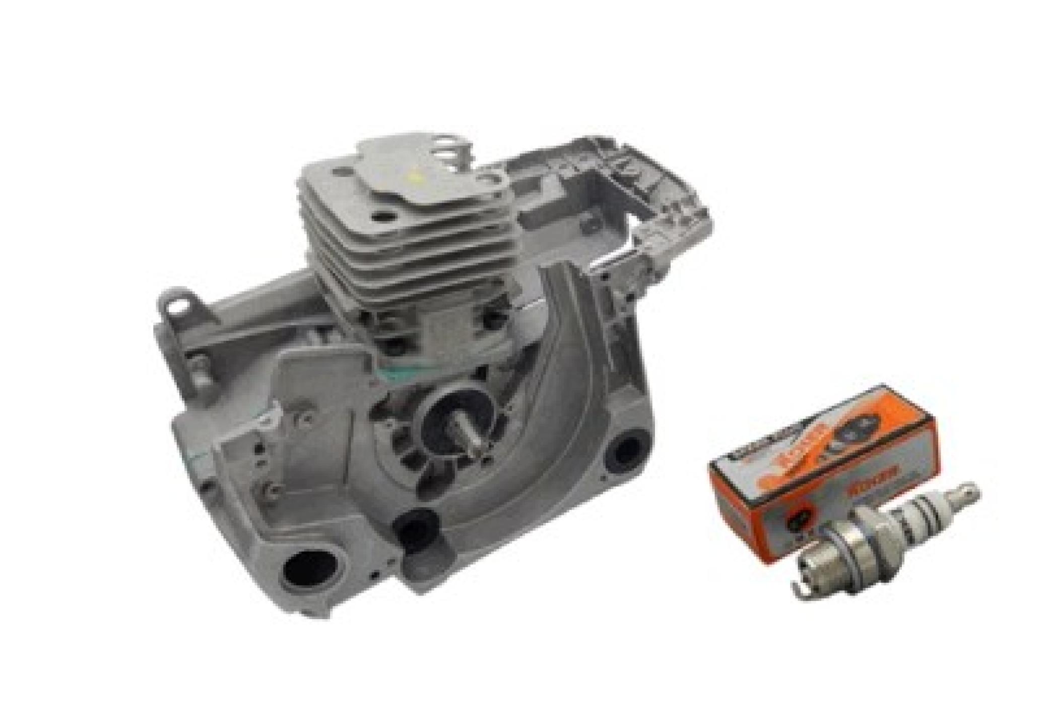 Картер б/в для Goodluck GL4500/5200 + коленвал, CPG + свічка NOKER KOSA-2