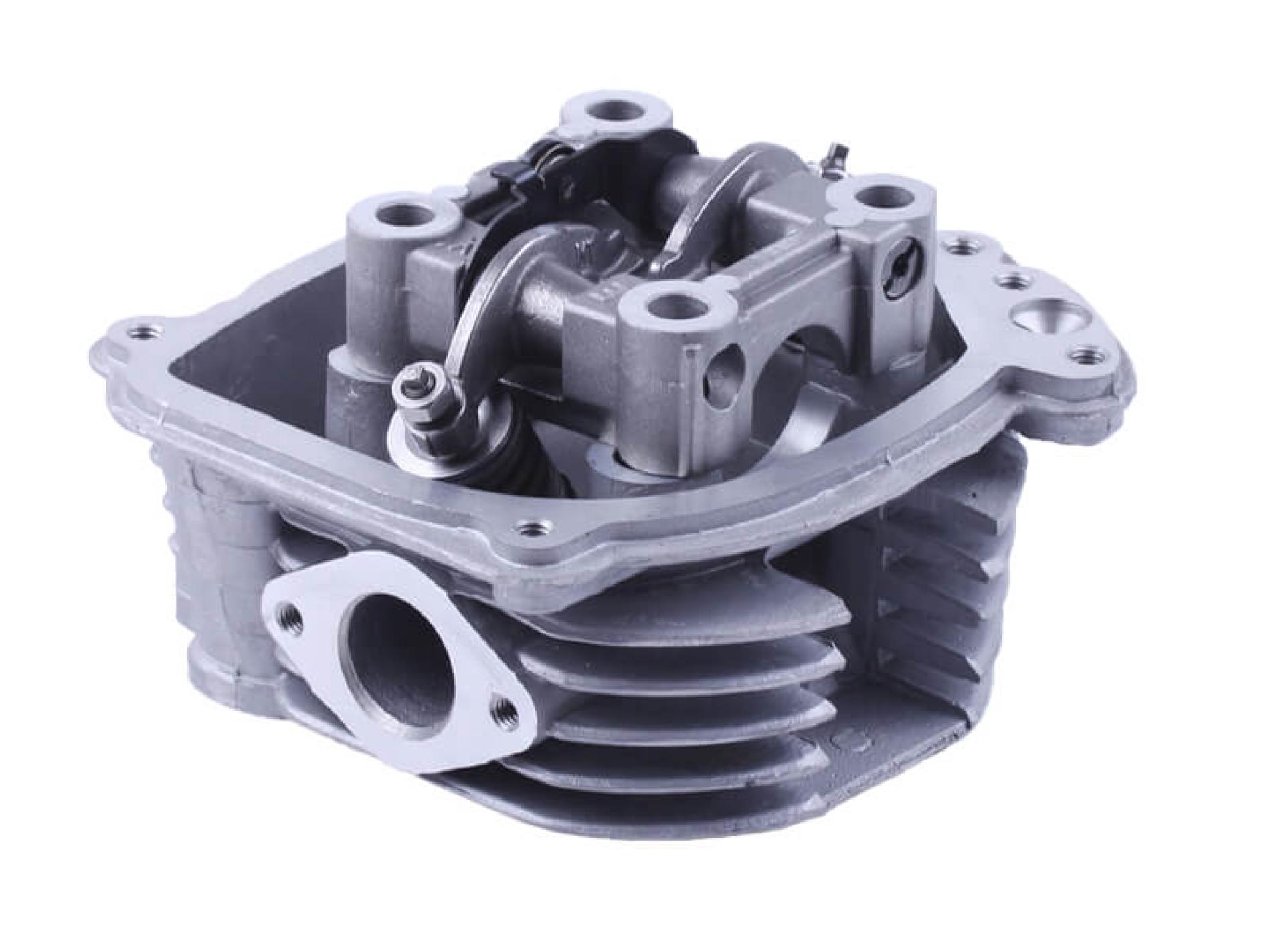 Головка цилиндра   4T GY6 125   (голая, +клапаны, постель) AMG