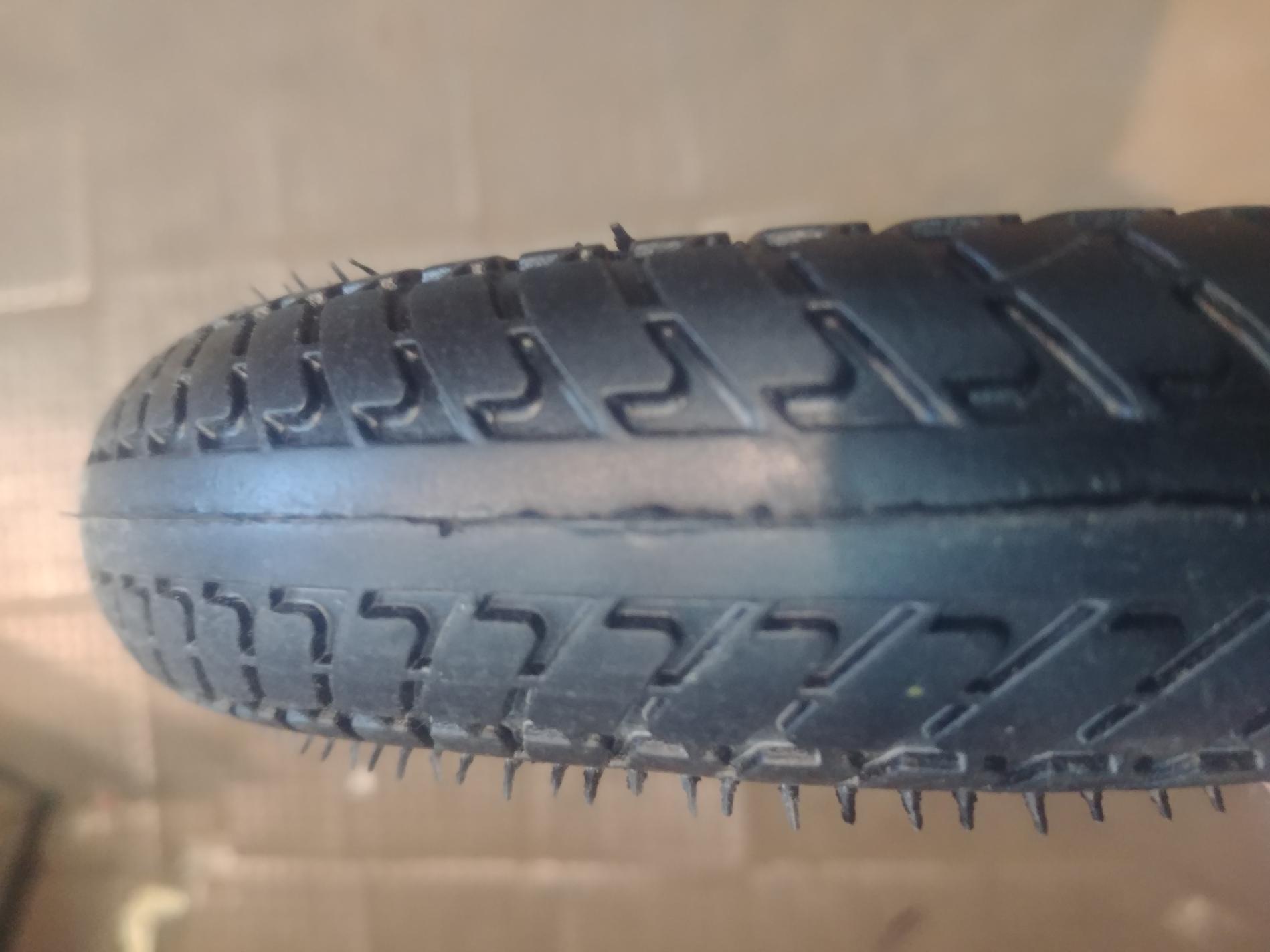 Резина для детских колясок 8*1/2x2 (50-134) шоссе ELIT