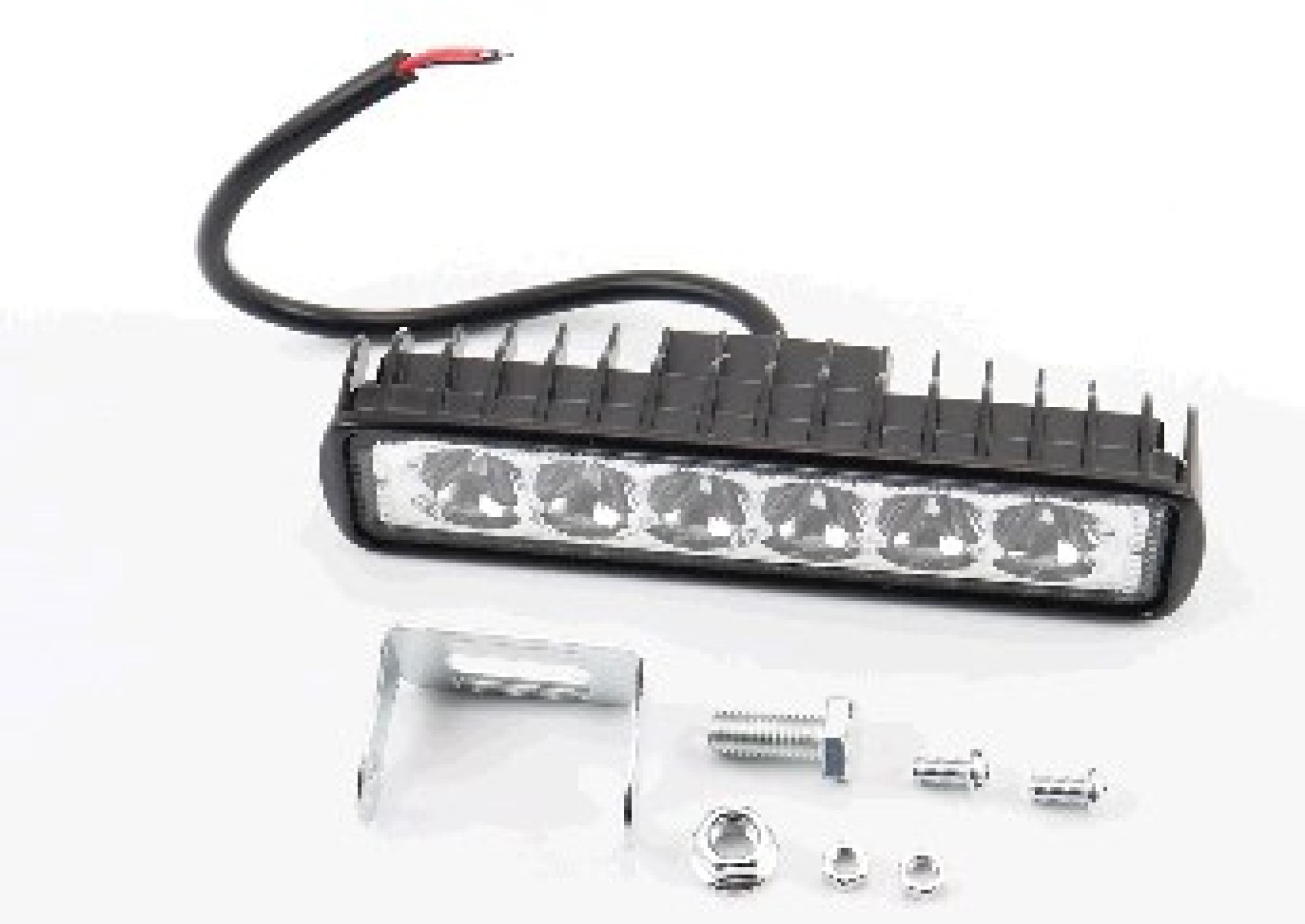 Фара додаткова світлодіодна вологозахисна - 6 LED з кріпленням, прямокутна 150*37мм